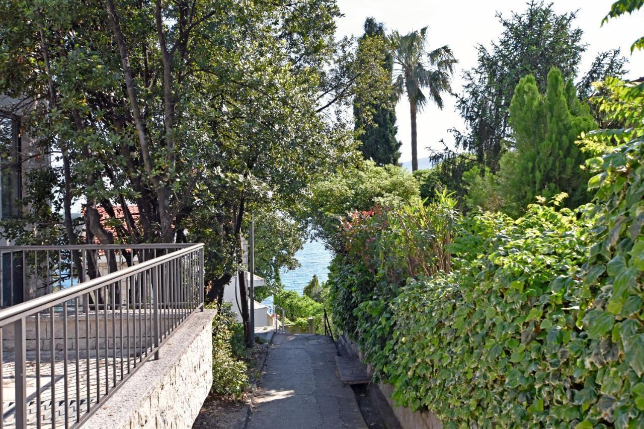 4K - Modern Apartment Very Close To The Sea Herceg Novi Esterno foto